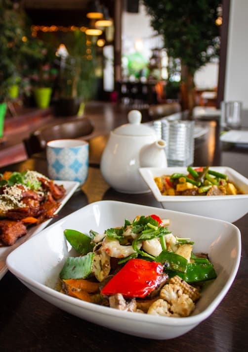 Food & Dining